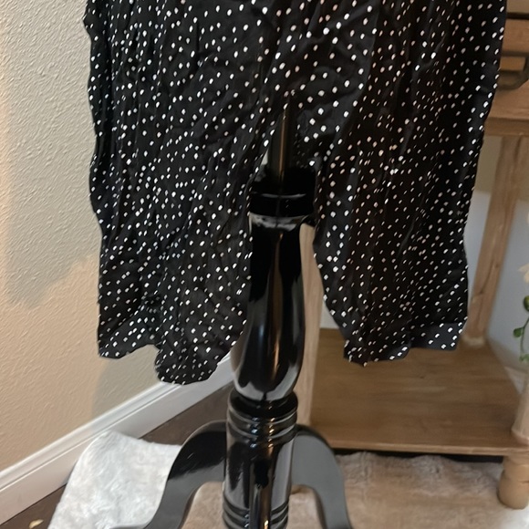 Chic Black Dress with White Dots Sz: L - Picture 6 of 9